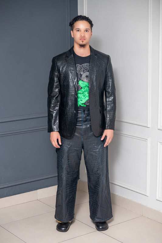 CRYSTAL EMBELLISHED TEE